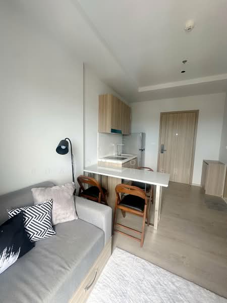Altitude Unicorn Sathorn-Tha Phra, Bangkok, Ratchaphruek Road, Talat Plu, Thon Buri, Bangkok, 1 Bedroom, 30 sqm, Condo For Rent, by Sompob Buaparungsri, 500339153 - DDproperty.com