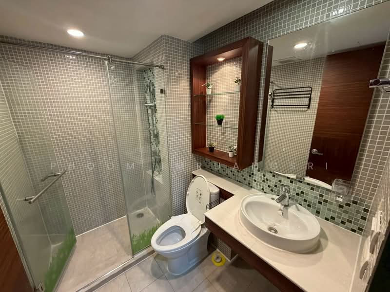 The Avenue Sukumvit 61, Bangkok, Sukhumvit 61, Khlong Tan Nua, Watthana, Bangkok, 2 Bedrooms, 110 sqm, Condo For Rent, by Phoom Imruangsri, 500339158 - DDproperty.com