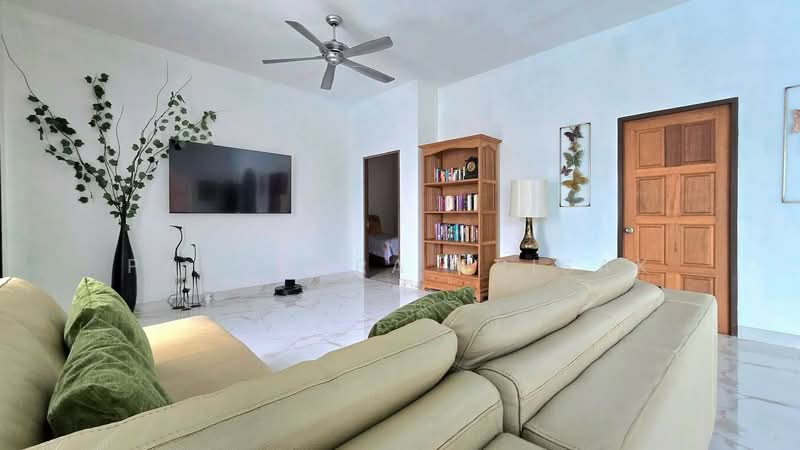 undefined, Chon Buri (Pattaya), Huai Yai, Bang Lamung (Pattaya), Chon Buri (Pattaya), 3 Bedrooms, 245 sqm, Villa For Rent, by Patchara Srisak, 500339174 - DDproperty.com