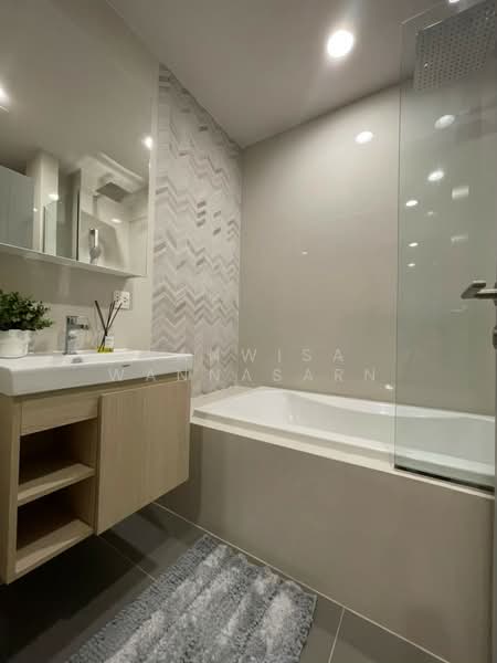 Oka Haus Sukhumvit 36, Bangkok, 3399 Rama 4 Road, Khong Tan, Khlong Toei, Bangkok, 1 Bedroom, 35 sqm, Condo For Rent, by Wanwisa Wannasarn, 500339221 - DDproperty.com
