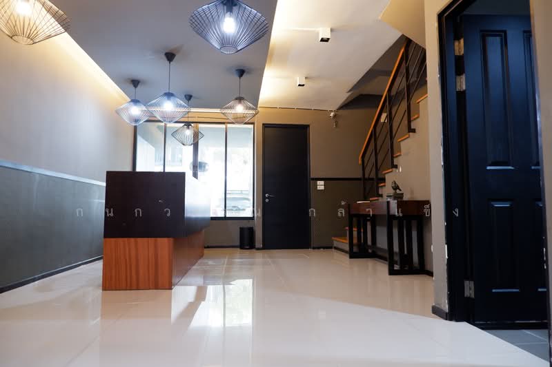 Areeya Mandarina Sukhumvit 77 : อารียา แมนดารีนา สุขุมวิท 77, กรุงเทพ, ถนนสุขุมวิท 77 (อ่อนนุช), สวนหลวง, กรุงเทพ, 220 ตร.ม., ทาวน์เฮ้าส์ ให้เช่า, โดย กนกวรรณ กล้าแข็ง, 500339232 - DDproperty.com