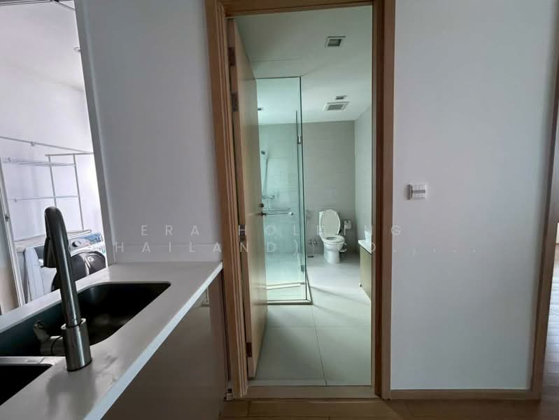 Siri At Sukhumvit, Bangkok, 902 Sukhumvit Road, Phra Kanong, Khlong Toei, Bangkok, 2 Bedrooms, 67 sqm, Condo For Rent, by ERA Holding (Thailand) Co., Ltd., 500339235 - DDproperty.com