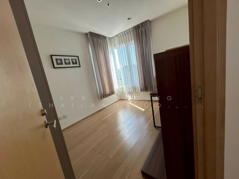 Siri At Sukhumvit, Bangkok, 902 Sukhumvit Road, Phra Kanong, Khlong Toei, Bangkok, 2 Bedrooms, 67 sqm, Condo For Rent, by ERA Holding (Thailand) Co., Ltd., 500339235 - DDproperty.com
