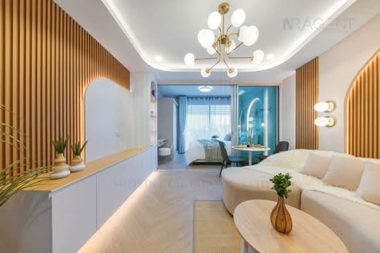 A Space Me Sukhumvit 77 : เอ สเปซ มี สุขุมวิท 77, กรุงเทพ