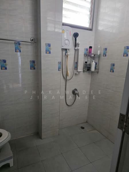 3-BR House, Bangkok, Khlong Chan, Bang Kapi, Bangkok, 3 Bedrooms, 248 sqm, Single Detached House For Sale, by Phakawadee Jiramanee, 500339308 - DDproperty.com