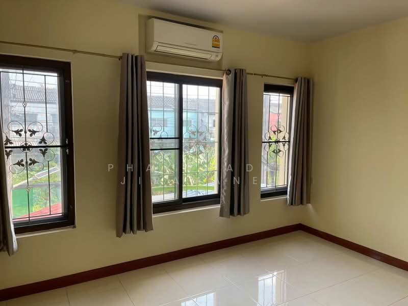 ทาวน์เฮ้าส์ 3-ห้องนอน, กรุงเทพ, ท่าแร้ง, บางเขน, กรุงเทพ, 19 ตร.ม., ทาวน์เฮ้าส์ ขาย, โดย Phakawadee Jiramanee, 500339317 - DDproperty.com