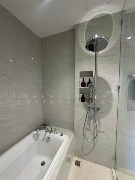Muniq Langsuan, Bangkok, Soi Tonson, Lumphini, Pathum Wan, Bangkok, 1 Bedroom, 54 sqm, Condo For Rent, by Khemasooch Chiraburanan, 500339320 - DDproperty.com