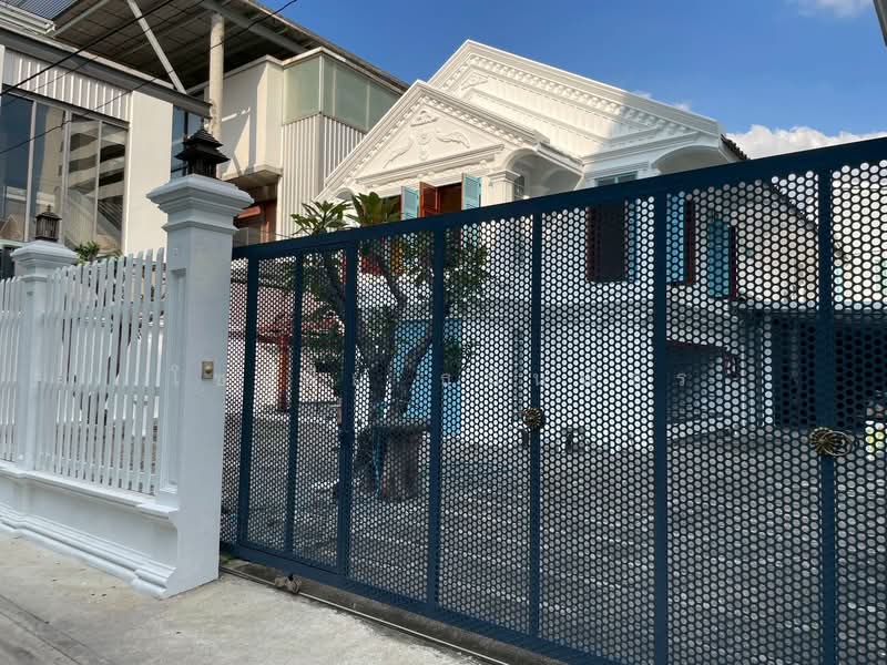 บ้านสไตล์คลาสสิค ประชาชื่น 12, กรุงเทพ, ประชาชื่น, บางซื่อ, กรุงเทพ, 250 ตร.ม., บ้านเดี่ยว ให้เช่า, โดย โซเฟีย ธนันพัชร, 500339333 - DDproperty.com