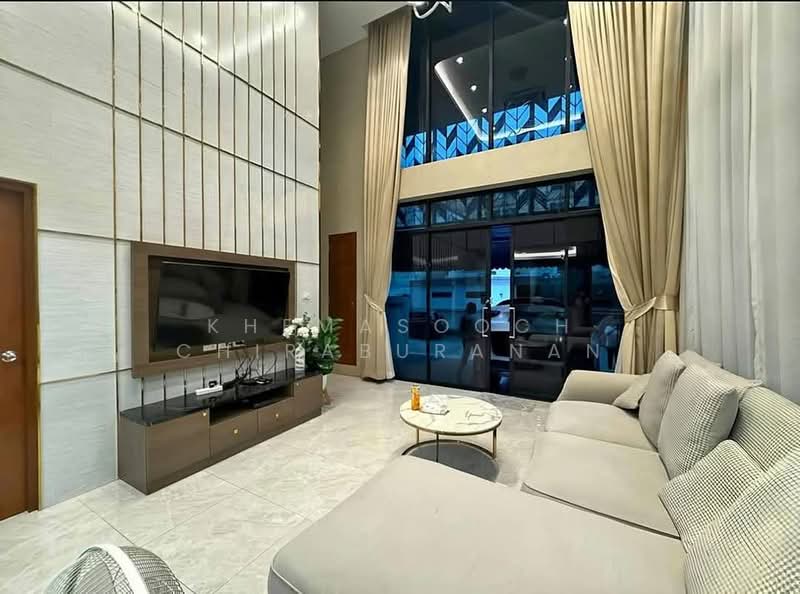 4-BR House, Bangkok, Lat Phrao, Bangkok, 4 Bedrooms, 300 sqm, Single Detached House For Rent, by Khemasooch Chiraburanan, 500339383 - DDproperty.com