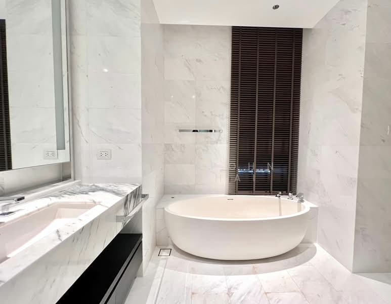 Four Seasons Private Residences, Bangkok, 300 Charoen Krung Road, Yan Nawa, Sathon, Bangkok, 2 Bedrooms, 121 sqm, Condo For Sale, by Preeyapohn Jatuchai, 500339474 - DDproperty.com