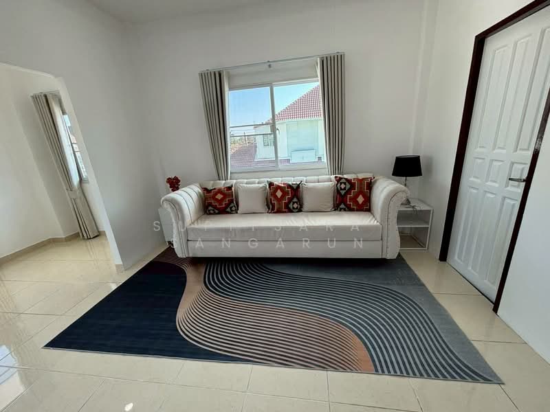 undefined, Chon Buri (Pattaya), Ta Khian Tia, Bang Lamung (Pattaya), Chon Buri (Pattaya), 5 Bedrooms, 300 sqm, Single Detached House For Rent, by Supitsara Sangarun, 500339495 - DDproperty.com