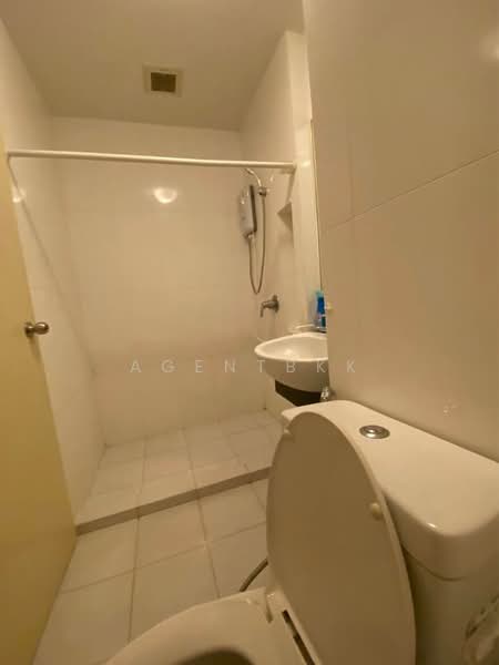 The Parkland Srinakarin Lakeside, Samut Prakan, 555 Lasalle Road, Bang Kaeo, Bang Plee, Samut Prakan, 1 Bedroom, 37 sqm, Condo For Rent, by Agentbkk, 500339514 - DDproperty.com