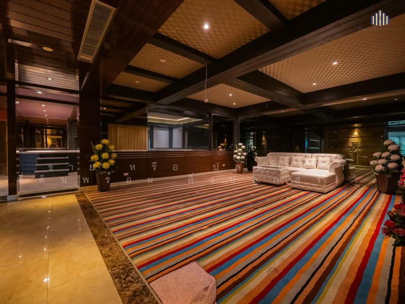 For Sale or Rent: Land with structures, 3.5 Rai, fronting Ekkachai Road, Bangkok, Bang Bon, Bang Bon, Bangkok, 6 Bedrooms, 1,200 sqm, Townhouse For Sale, by ขาย หรือ ปล่อยเช่า ที่ดินพร้อม สิ่งปลูกสร้าง 3 ไร่ครึ่ง ติดถนน เอกชัย, 500339522 - DDproperty.com