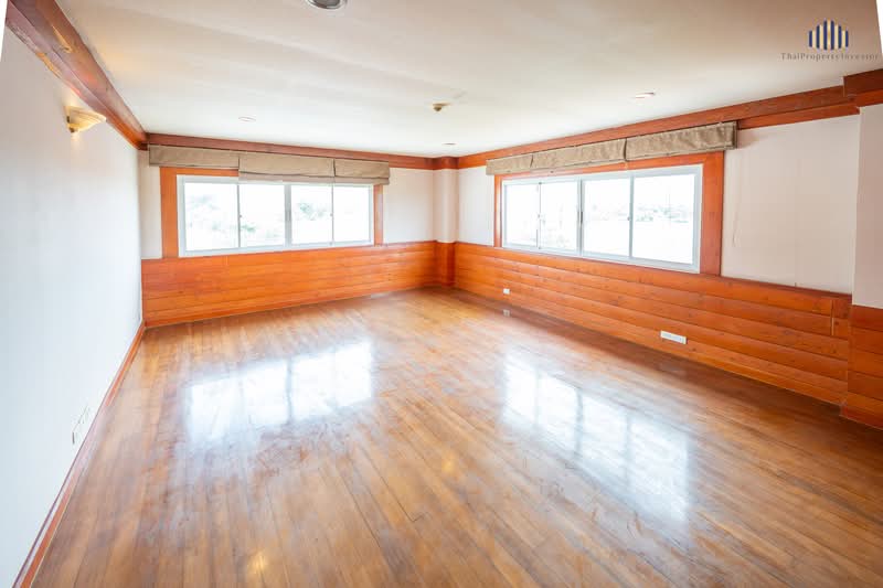 For Sale or Rent: Land with structures, 3.5 Rai, fronting Ekkachai Road, near Soi Ekkachai 116, Bangkok, เอกชัย, Bang Bon, Bangkok, Studio, 1,200 sqm, Townhouse For Sale, by คุณจี, 500339522 - DDproperty.com