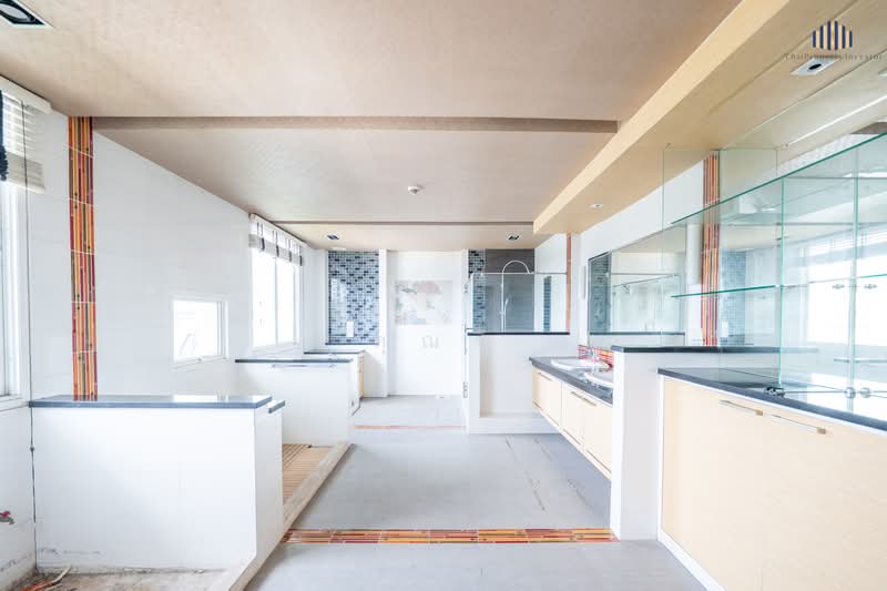 For Sale or Rent: Land with structures, 3.5 Rai, fronting Ekkachai Road, near Soi Ekkachai 116, Bangkok, เอกชัย, Bang Bon, Bangkok, Studio, 1,200 sqm, Townhouse For Sale, by คุณจี, 500339522 - DDproperty.com