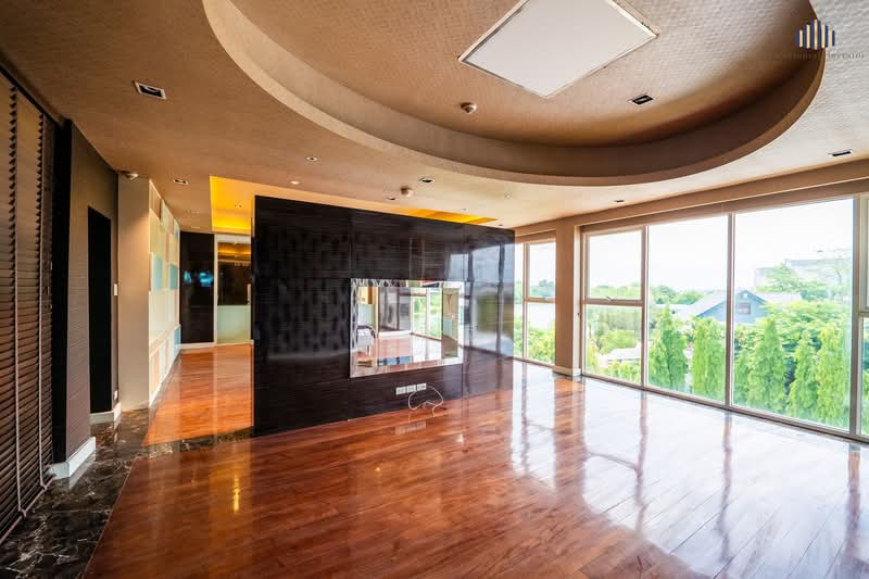 ที่ดินพร้อม สิ่งปลูกสร้าง 3 ไร่ครึ่ง ติดถนน เอกชัย ใกล้ซอยเอกชัย 116 เหมาะทำกิจการ ร้านอาหาร บ้านพัก, กรุงเทพ, เอกชัย, บางบอน, บางบอน, กรุงเทพ, 1,200 ตร.ม., ทาวน์เฮ้าส์ ขาย, โดย คุณจี, 500339522 - DDproperty.com