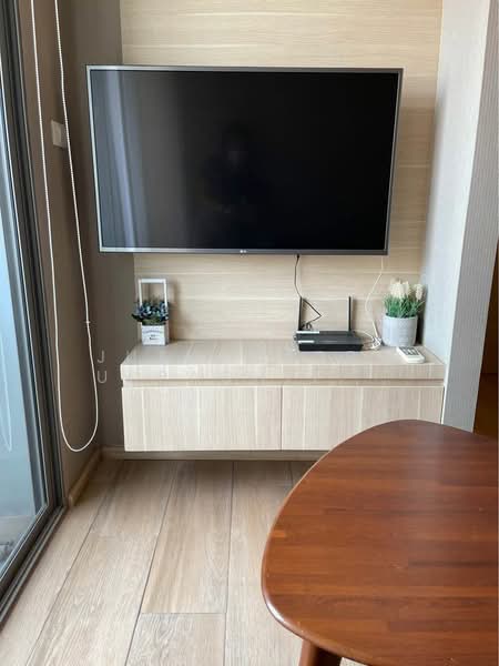 Klass Silom, Bangkok, 52 Silom Road, Silom, Bang Rak, Bangkok, 1 Bedroom, 33 sqm, Condo For Rent, by Juthabhorn Uppachit (Amy), 500339565 - DDproperty.com