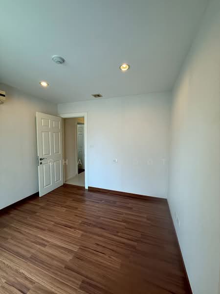 The Surawong, Bangkok, Surawongse, Si Phraya, Bang Rak, Bangkok, 2 Bedrooms, 54 sqm, Condo For Sale, by Chayanoot, 500339587 - DDproperty.com