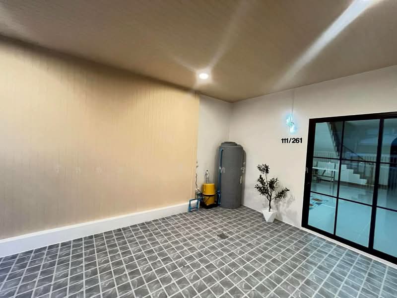 Baan yu charoen 1, Pathum Thani, Bang Yitho, Thanyaburi, Pathum Thani, 3 Bedrooms, 102 sqm, Townhouse For Sale, by วัลลภา จันทร์ชิรัตน์, 500339589 - DDproperty.com