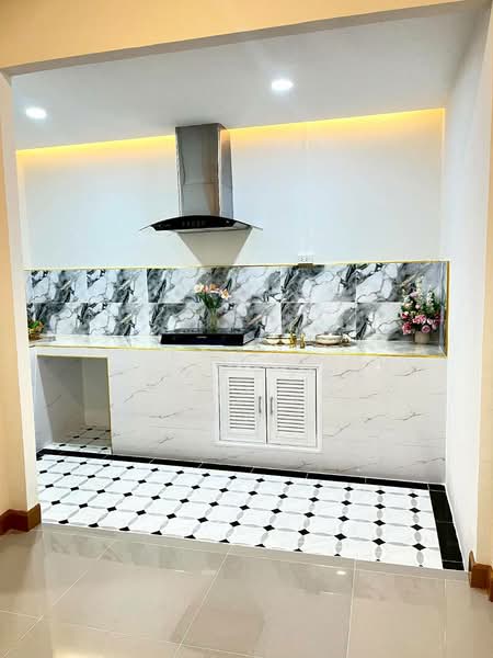 Baan yu charoen 1, Pathum Thani, Bang Yitho, Thanyaburi, Pathum Thani, 3 Bedrooms, 102 sqm, Townhouse For Sale, by วัลลภา จันทร์ชิรัตน์, 500339589 - DDproperty.com