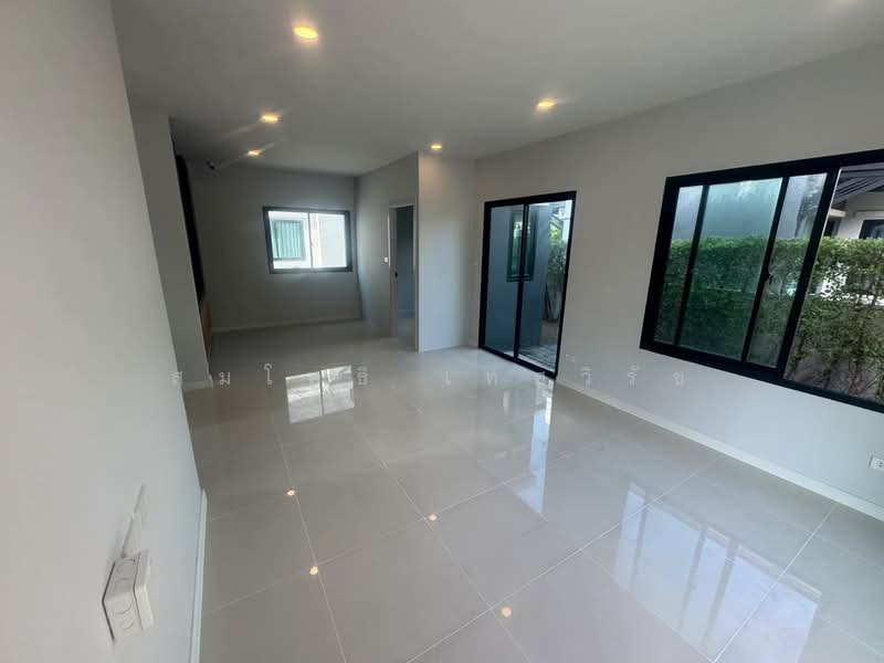 Britannia Bangna Suvarnabhumi (km.26) : บริทาเนีย บางนา สุวรรณภูมิ (กม.26), สมุทรปราการ, 42 ถนนวัดบางบ่อ, บางบ่อ, สมุทรปราการ, 160 ตร.ม., บ้านเดี่ยว ให้เช่า, โดย สมโพธิ เทศวิรัช, 500339592 - DDproperty.com