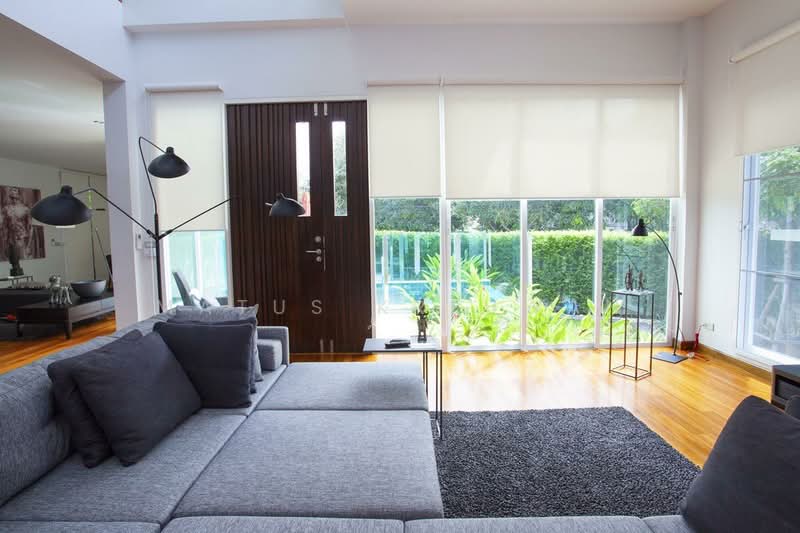 Pool Villa Lat Phrao - Chok Chai 4, Bangkok, Lat Phrao, Bangkok, 4 Bedrooms, 300 sqm, Single Detached House For Rent, by Matus Kreuwan, 500339599 - DDproperty.com