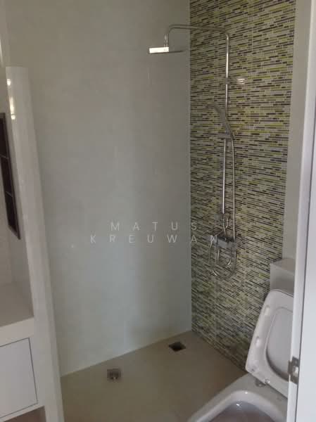 Pool Villa Lat Phrao - Chok Chai 4, Bangkok, Lat Phrao, Bangkok, 4 Bedrooms, 300 sqm, Single Detached House For Rent, by Matus Kreuwan, 500339599 - DDproperty.com