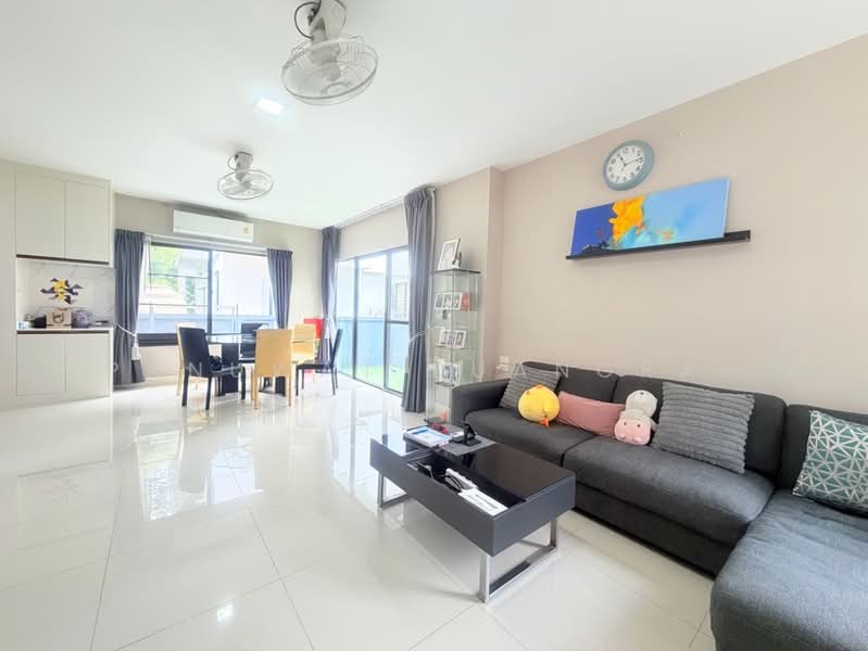 Manthana Onnut–Wongwaen 4, Bangkok, Eastern Ring Road, Prawet, Bangkok, 4 Bedrooms, 165 sqm, Single Detached House For Sale, by Panuwat Ruangrak, 500339624 - DDproperty.com