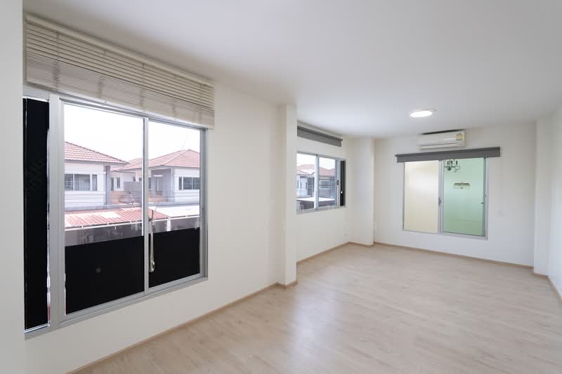 Atoll Maldives Palms, Samut Prakan, Bangna-Ring Road (Eastern Ring Road), Bang Kaeo, Bang Plee, Samut Prakan, 3 Bedrooms, 173 sqm, Semi-Detached House (Twin House) For Sale, by Roongrat Maitreejittawon, 500339626 - DDproperty.com