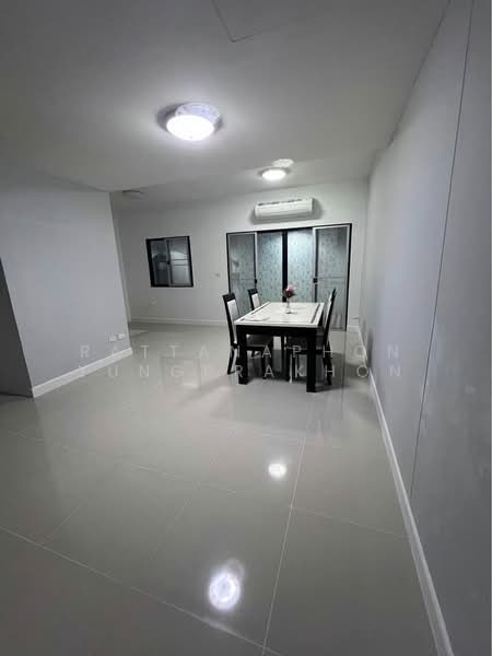 3-BR Townhouse, Bangkok, Prawet, Bangkok, 3 Bedrooms, 150 sqm, Townhouse For Sale, by Rattanaphon Yungprakhon, 500339673 - DDproperty.com