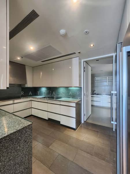 The Met Sathorn, Bangkok, 123 South Sathorn Road, Thung Maha Mek, Sathon, Bangkok, 3 Bedrooms, 197 sqm, Condo For Rent, by Thachaya Buanong, 500339723 - DDproperty.com