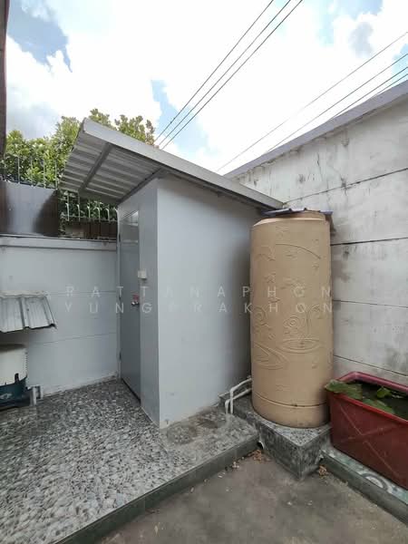 undefined, Bangkok, Bang Kae Nua, Bang Khae, Bangkok, 3 Bedrooms, 204 sqm, Single Detached House For Sale, by Rattanaphon Yungprakhon, 500339758 - DDproperty.com
