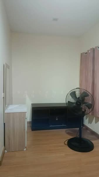 3-BR House, Bangkok, Khlong Kum, Bueng Kum, Bangkok, 3 Bedrooms, 18 sqm, Single Detached House For Rent, by Rattanaphon Yungprakhon, 500339771 - DDproperty.com