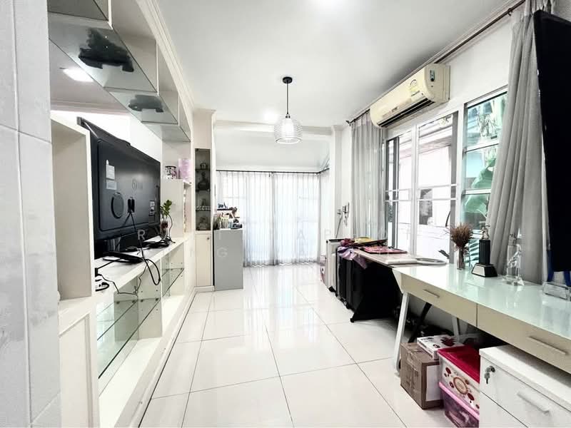 undefined, Bangkok, Bang Chun, Khlong Sam Wa, Bangkok, 4 Bedrooms, 325 sqm, Single Detached House For Sale, by Rattanaphon Yungprakhon, 500339802 - DDproperty.com