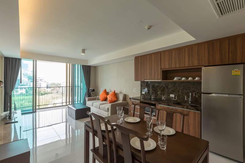 Siamese Thirty Nine, Bangkok, 68 Soi Sukhumvit 39, Sukhumvit Road, Khlong Tan Nua, Watthana, Bangkok, 2 Bedrooms, 72 sqm, Condo For Sale, by Pemika Aukkaraleekul, 500339838 - DDproperty.com