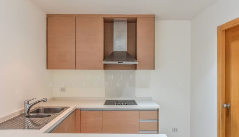 The Empire Place, Bangkok, 88 Narathiwatratchanakharin Road, Thung Maha Mek, Sathon, Bangkok, 2 Bedrooms, 98 sqm, Condo For Sale, by Pemika Aukkaraleekul, 500339848 - DDproperty.com