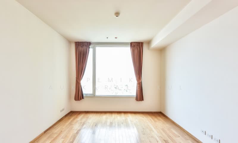 The Empire Place, Bangkok, 88 Narathiwatratchanakharin Road, Thung Maha Mek, Sathon, Bangkok, 2 Bedrooms, 98 sqm, Condo For Sale, by Pemika Aukkaraleekul, 500339848 - DDproperty.com