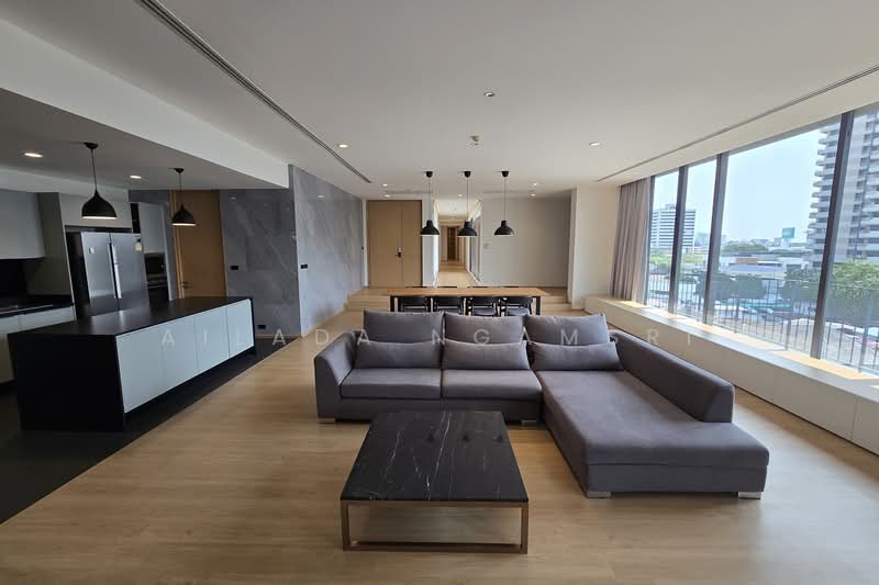 Vana Residence Sukhumvit 26, Bangkok, 38 Soi Attrakravee1, Sukhumvit 26 Road, Khong Tan, Khlong Toei, Bangkok, 4 Bedrooms, 376 sqm, Condo For Rent, by Ailada Ngamsri, 500339876 - DDproperty.com