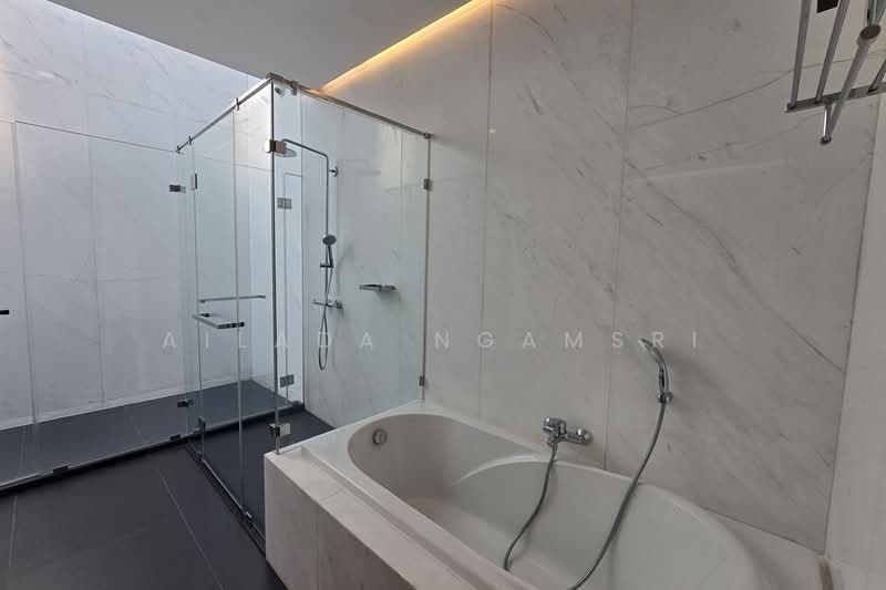 Vana Residence Sukhumvit 26 : วนา เรสซิเดนซ์ สุขุมวิท 26, กรุงเทพ, 38 ซอย อรรถกวี 1 ถนนสุขุมวิท 26, คลองตัน, คลองเตย, กรุงเทพ, 376 ตร.ม., คอนโด ให้เช่า, โดย Ailada Ngamsri, 500339876 - DDproperty.com