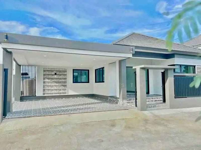 3-BR House, Chon Buri (Pattaya), Poong, Bang Lamung (Pattaya), Chon Buri (Pattaya), 3 Bedrooms, 204 sqm, Single Detached House For Sale, by Sita Shrestha, 500339879 - DDproperty.com