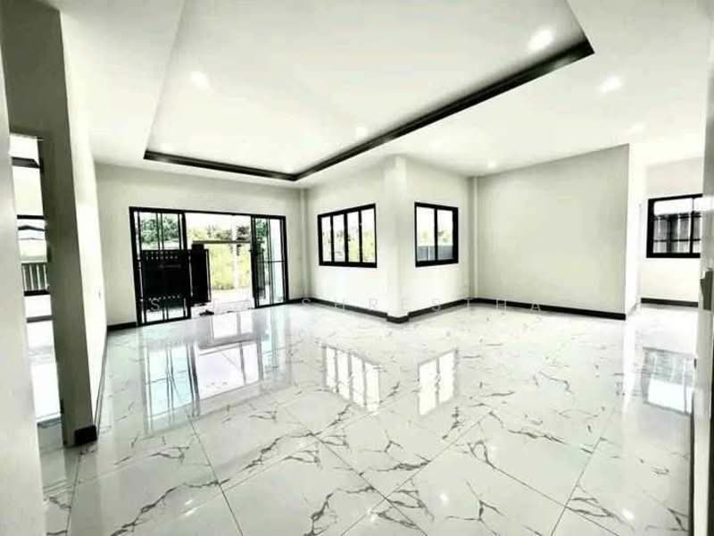 3-BR House, Chon Buri (Pattaya), Poong, Bang Lamung (Pattaya), Chon Buri (Pattaya), 3 Bedrooms, 204 sqm, Single Detached House For Sale, by Sita Shrestha, 500339879 - DDproperty.com