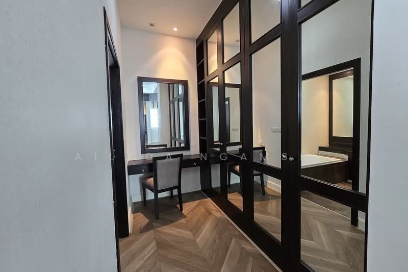 Grand Mercure Bangkok Asoke Residence, Bangkok, 50 5 Soi Sukhumvit 19, Khlong Tan Nua, Watthana, Bangkok, 4 Bedrooms, 440 sqm, Condo For Rent, by Ailada Ngamsri, 500339893 - DDproperty.com