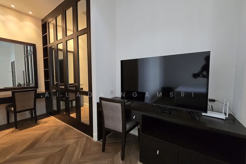 Grand Mercure Bangkok Asoke Residence, Bangkok, 50 5 Soi Sukhumvit 19, Khlong Tan Nua, Watthana, Bangkok, 4 Bedrooms, 440 sqm, Condo For Rent, by Ailada Ngamsri, 500339893 - DDproperty.com