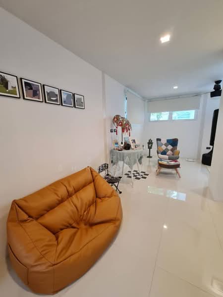 Patta Prime, Chon Buri (Pattaya), Bypass Road, Nong Pla Lai, Bang Lamung (Pattaya), Chon Buri (Pattaya), 4 Bedrooms, 382 sqm, Single Detached House For Sale, by Sita Shrestha, 500339895 - DDproperty.com