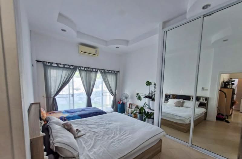 Baan Dusit Pattaya Lake, Chon Buri (Pattaya), Entrance Road, Huai Yai, Bang Lamung (Pattaya), Chon Buri (Pattaya), 5 Bedrooms, 200 sqm, Single Detached House For Sale, by Sita Shrestha, 500339906 - DDproperty.com