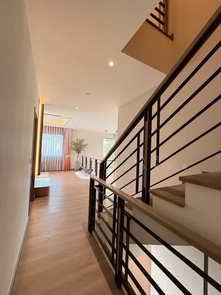 ขายบ้านเดี่ยว/บ้านเเฝด วิภาวดี ใกล้สนามบินดอนเมือง Luxury Hidden Gem, Bangkok, Talat Bang Khen, Lak Si, Bangkok, 4 Bedrooms, 421 sqm, Single Detached House For Sale, by Wanvisar Panjarongkha, 500339946 - DDproperty.com