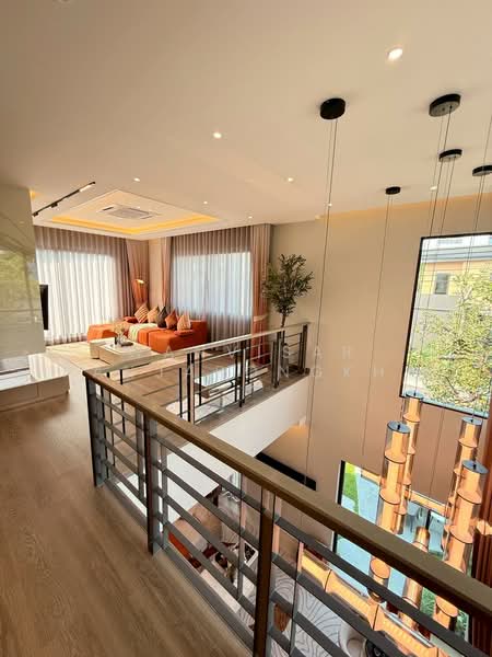 ขายบ้านเดี่ยว/บ้านเเฝด วิภาวดี ใกล้สนามบินดอนเมือง Luxury Hidden Gem, Bangkok, Talat Bang Khen, Lak Si, Bangkok, 4 Bedrooms, 421 sqm, Single Detached House For Sale, by Wanvisar Panjarongkha, 500339946 - DDproperty.com