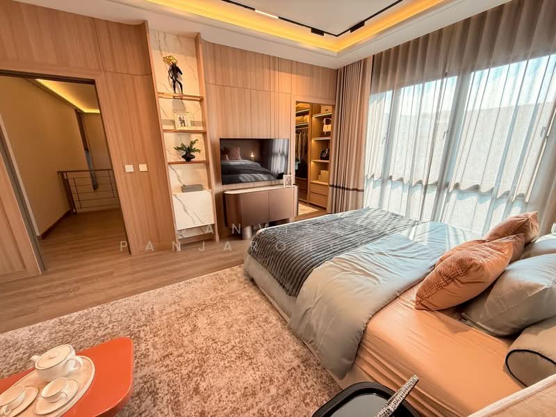 ขายบ้านเดี่ยว/บ้านเเฝด วิภาวดี ใกล้สนามบินดอนเมือง Luxury Hidden Gem, Bangkok, Talat Bang Khen, Lak Si, Bangkok, 4 Bedrooms, 421 sqm, Single Detached House For Sale, by Wanvisar Panjarongkha, 500339946 - DDproperty.com