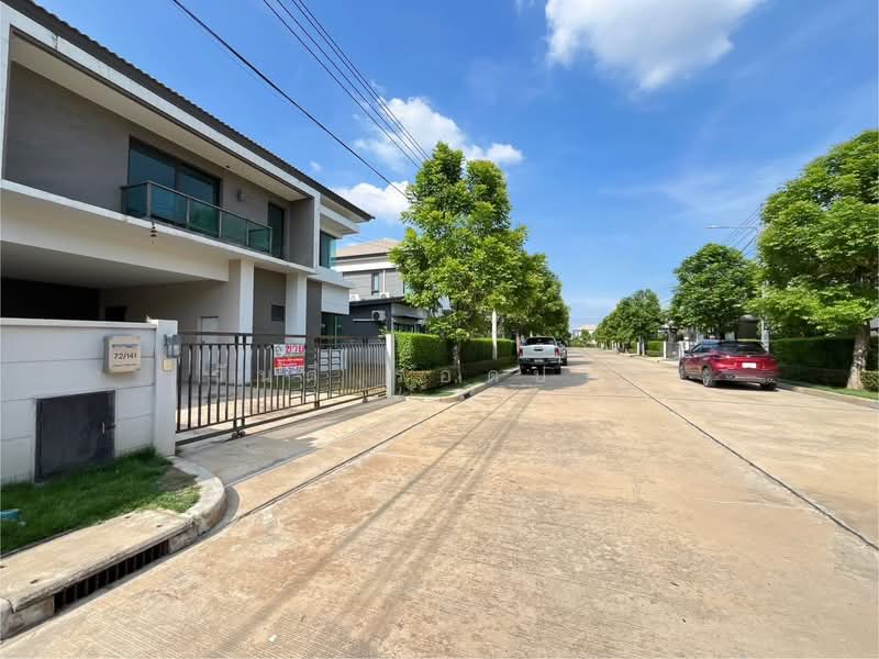 Centro Phahol-Vibhavadi, Pathum Thani, Phaholyothin Frontage Rd, Khlong Nung, Khlong Luang, Pathum Thani, 4 Bedrooms, 200 sqm, Single Detached House For Sale, by วันดี รอดปาน, 500339950 - DDproperty.com