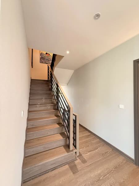 WPDD-120 ขายบ้านเดี่ยว/บ้านเเฝด วิภาวดี ใกล้สนามบินดอนเมือง Luxury Hidden Gem, Bangkok, Talat Bang Khen, Lak Si, Bangkok, 4 Bedrooms, 295 sqm, Semi-Detached House (Twin House) For Sale, by วันวิสาข์ ปัญจรงคะ, 500339963 - DDproperty.com